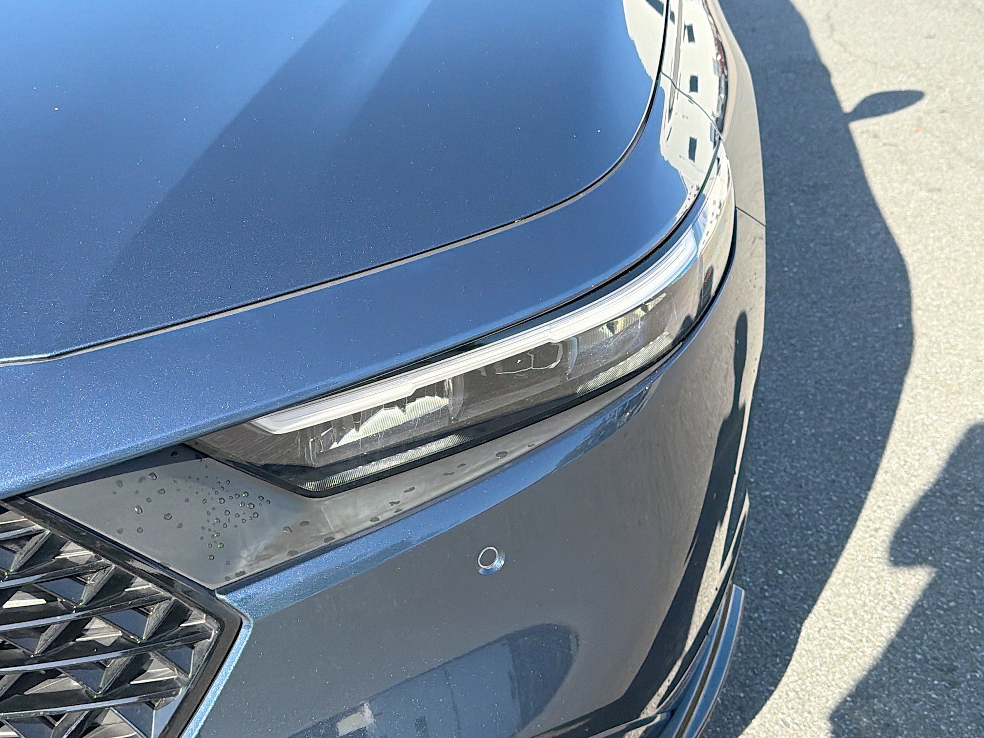 Used 2023 Honda Accord EX-L image 10