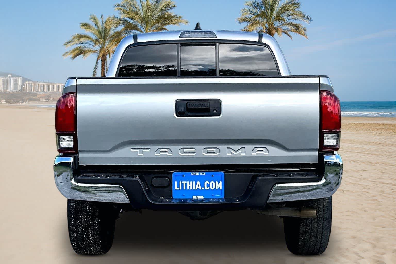 Used 2023 Toyota Tacoma SR5 RWD image 5