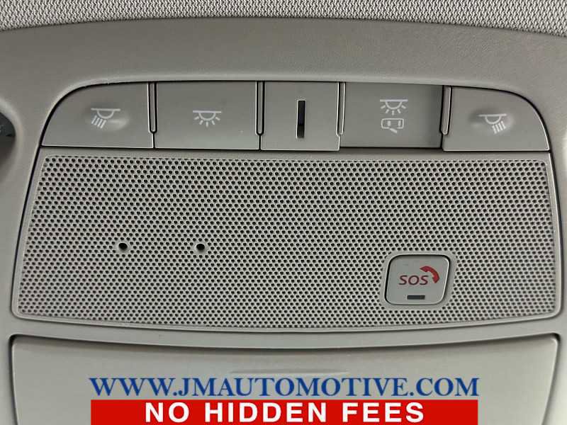 Used 2019 Nissan Pathfinder SL image 40