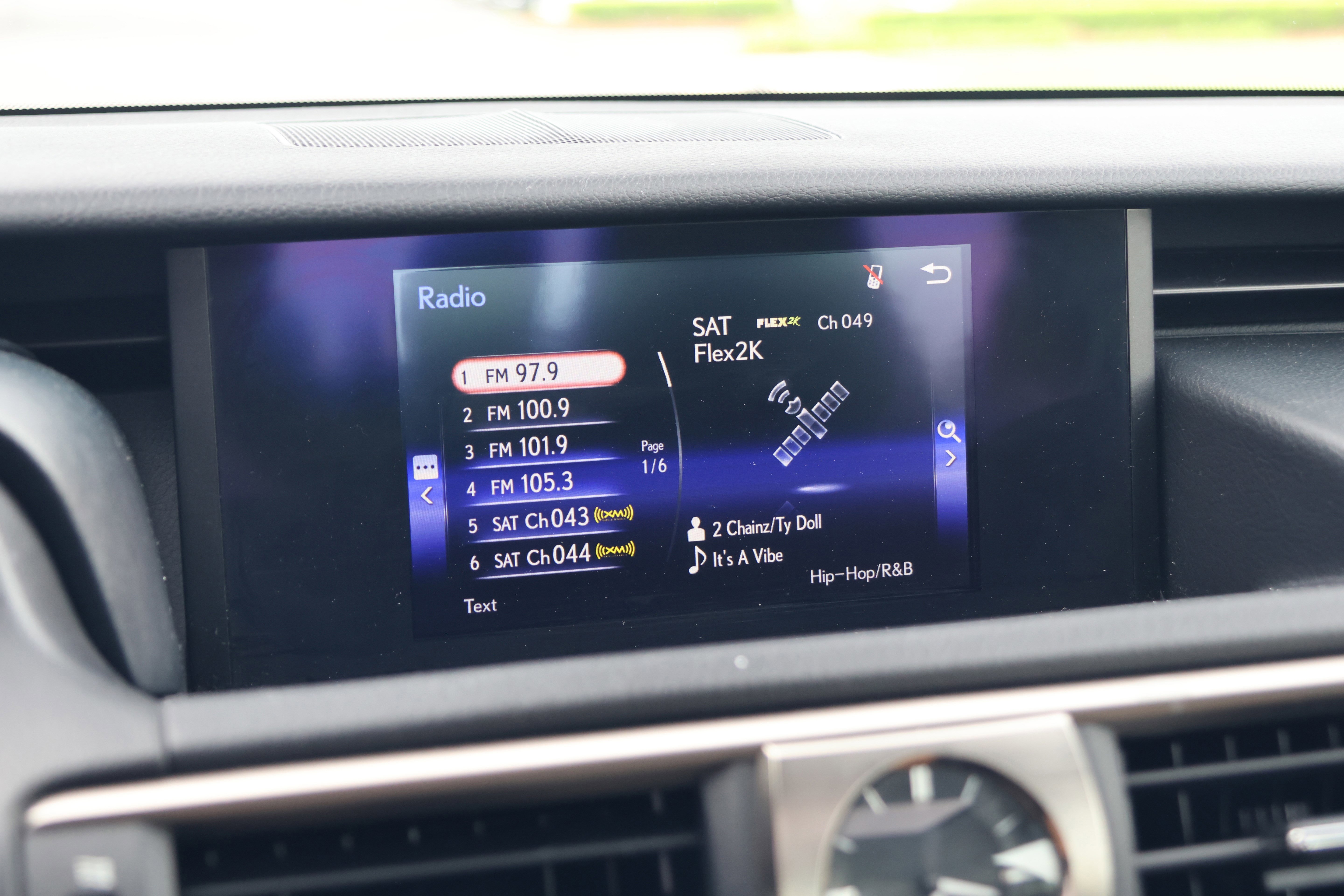 Used 2020 Lexus IS 300 w/ Accessory Package 2 image 23