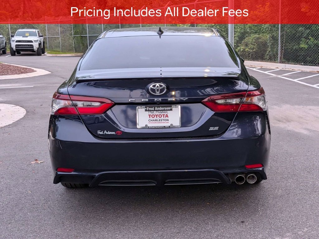Used 2021 Toyota Camry SE FWD image 6