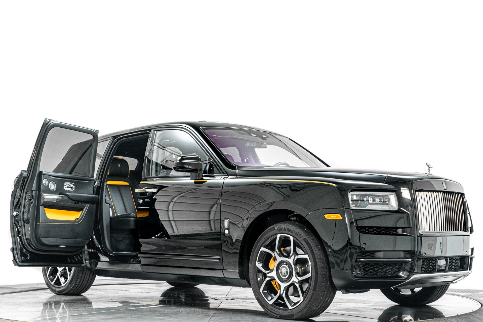 Used 2023 Rolls-Royce Cullinan Black Badge w/ Driver's Package AWD/4WD image 45