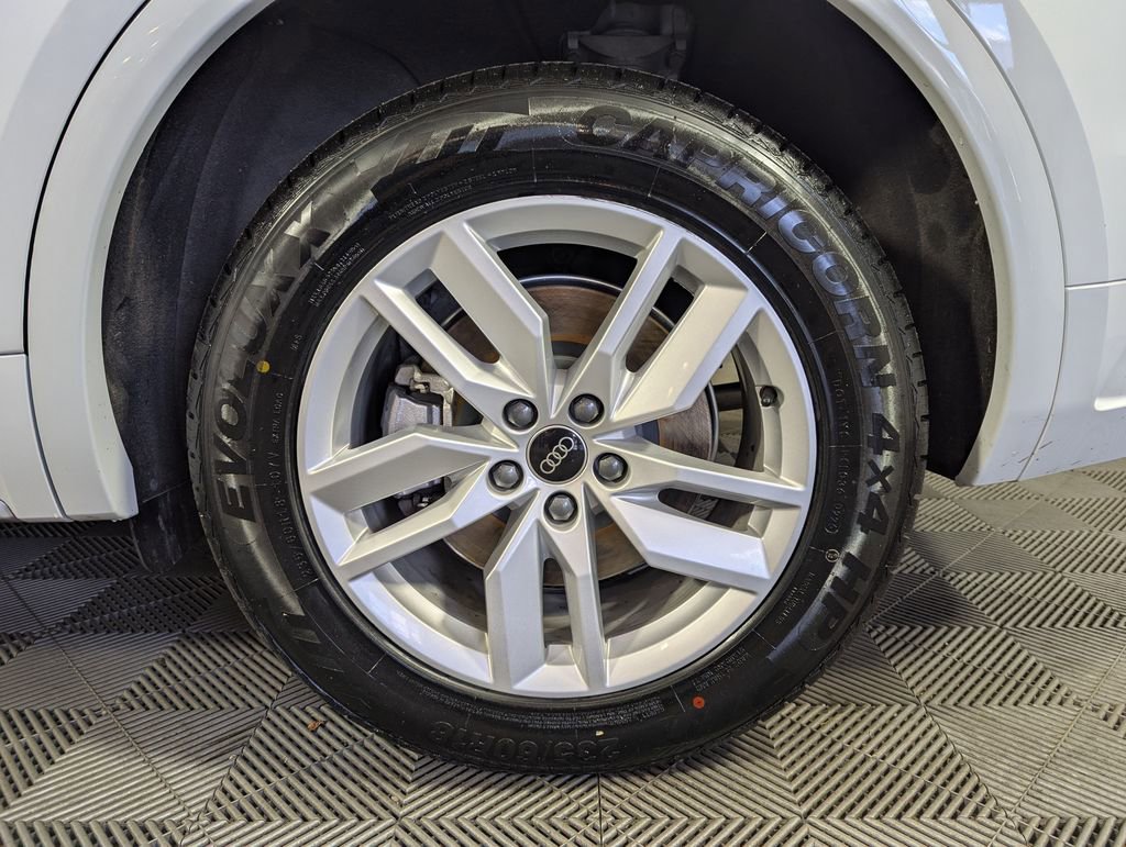 Used 2022 Audi Q5 2.0T Premium AWD/4WD image 27