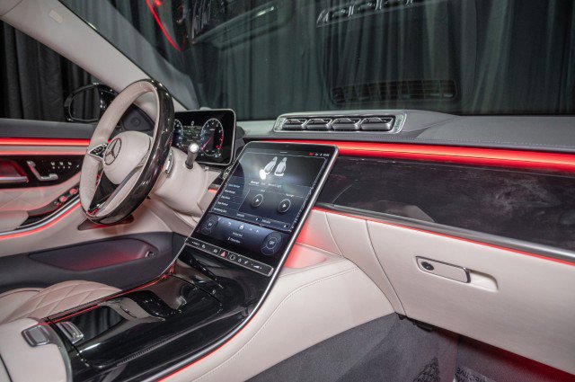 Used 2024 Mercedes-Benz S 580 4MATIC Sedan image 16