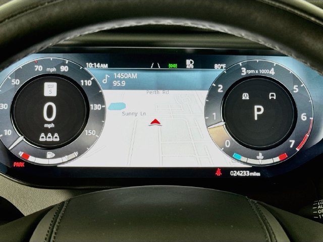 Used 2025 Land Rover Range Rover Sport SE AWD/4WD image 15