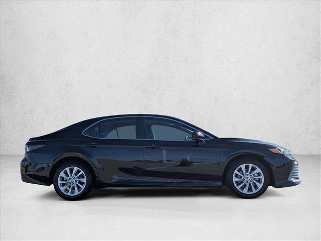 Used 2024 Toyota Camry LE image 4