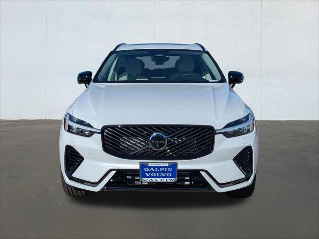 New 2026 Volvo XC60 T8 Ultra w/ Protection Package Premier image 4