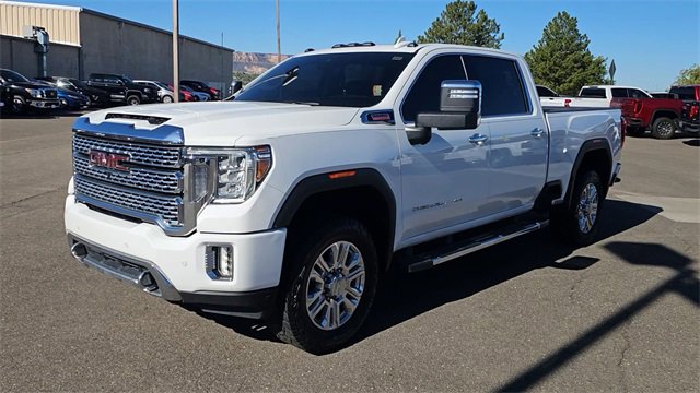 Used 2022 GMC Sierra 3500 Denali w/ Technology Package image 4