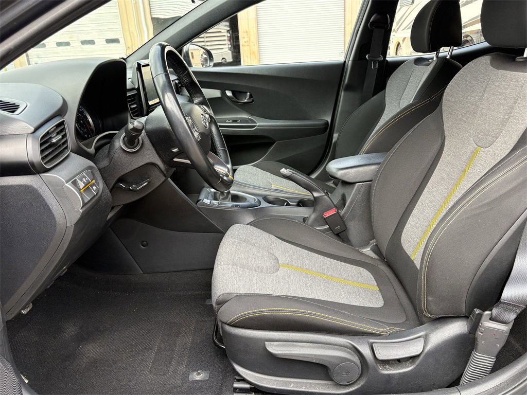 Used 2019 Hyundai Veloster Turbo R-Spec image 11