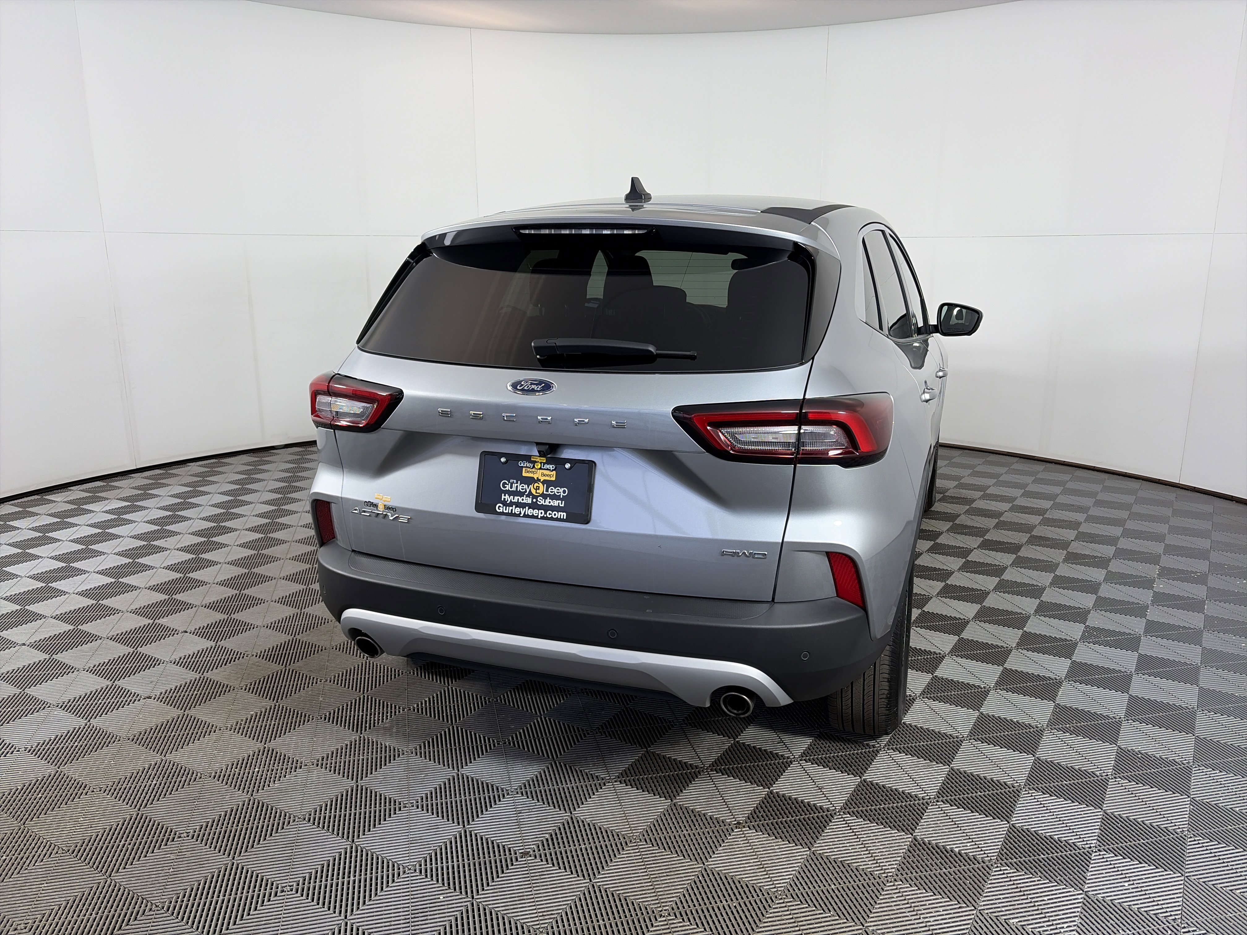 Used 2023 Ford Escape Active w/ Tech Pack #2 AWD/4WD image 10