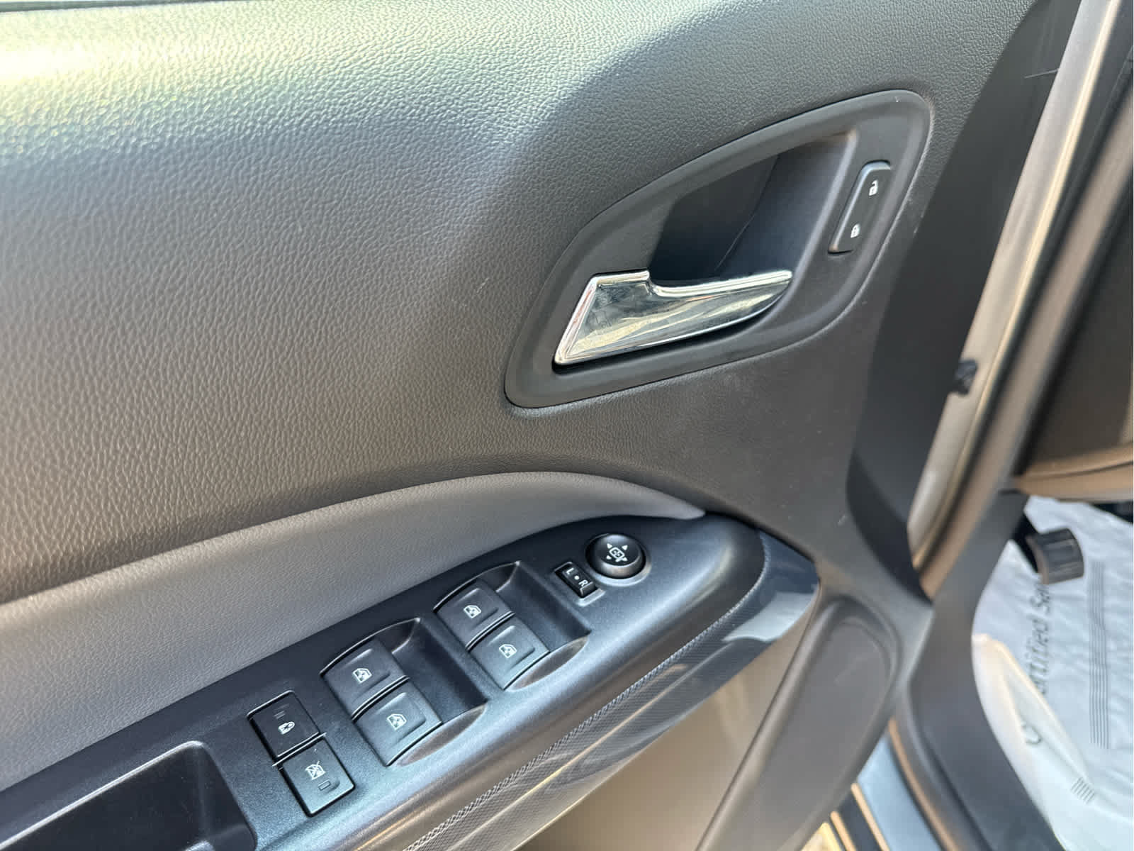 Used 2021 Chevrolet Colorado Z71 w/ Safety Package AWD/4WD image 22