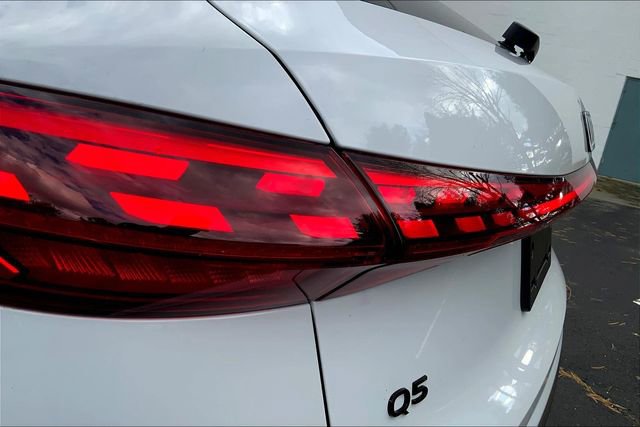 New 2025 Audi Q5 Premium Plus AWD/4WD image 14