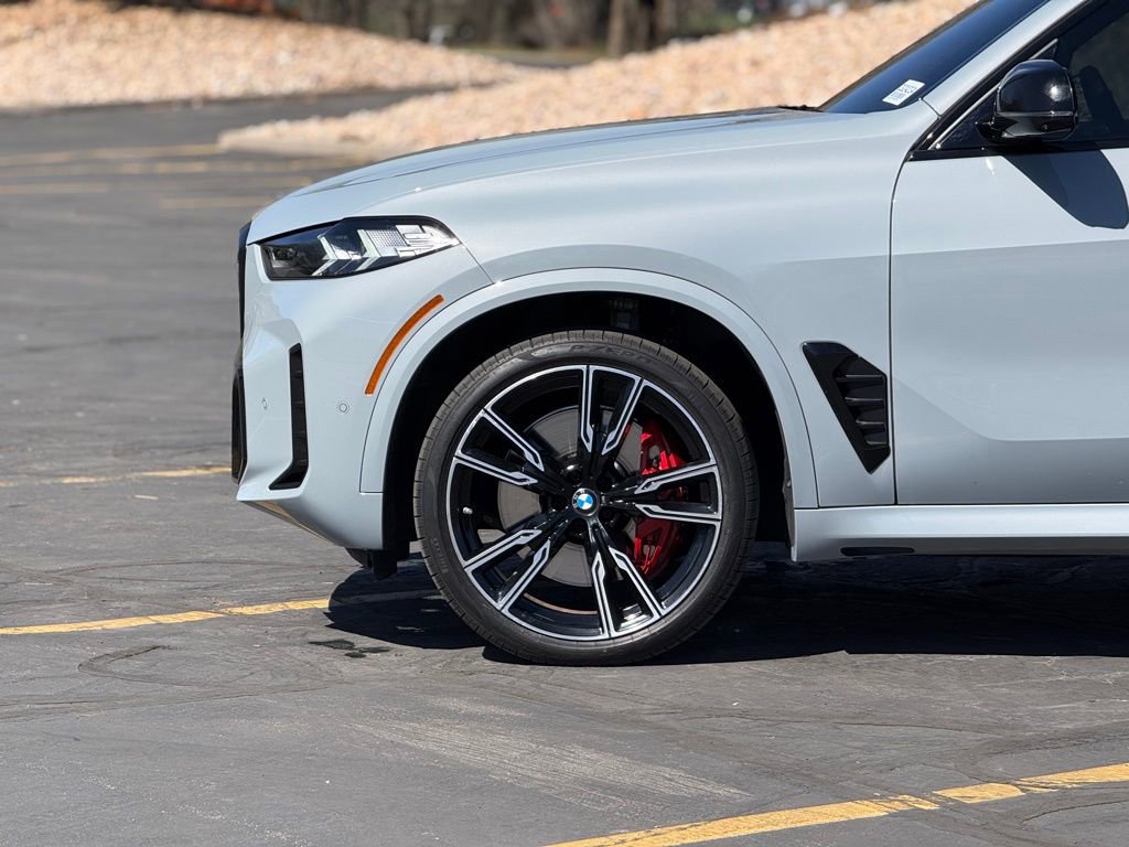 Used 2024 BMW X5 M60i image 8