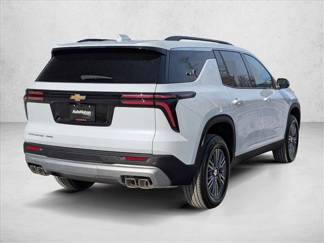 New 2026 Chevrolet Traverse LT image 2