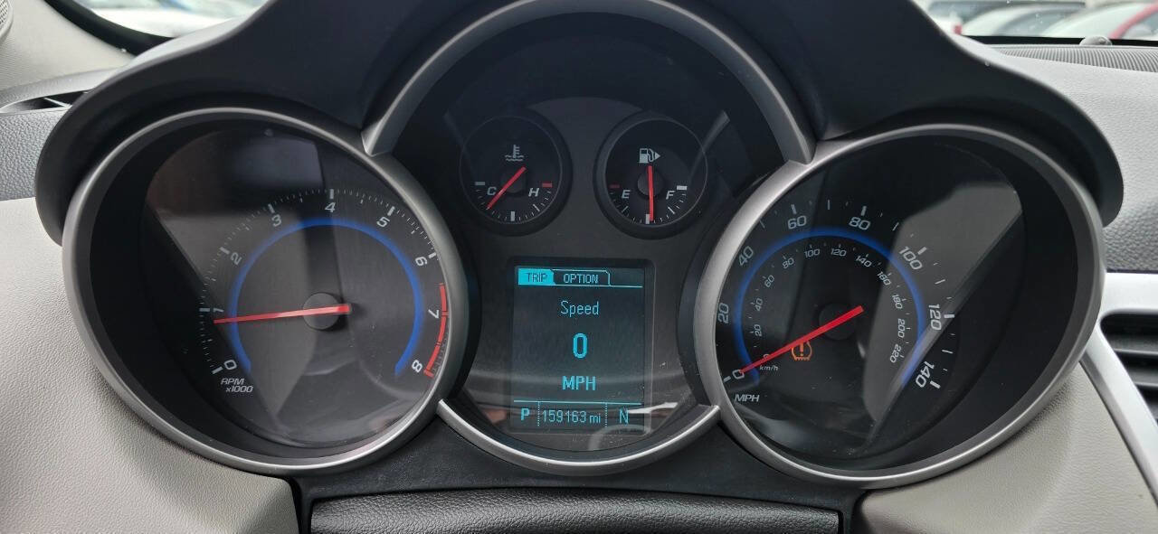 Used 2016 Chevrolet Cruze LS FWD image 20