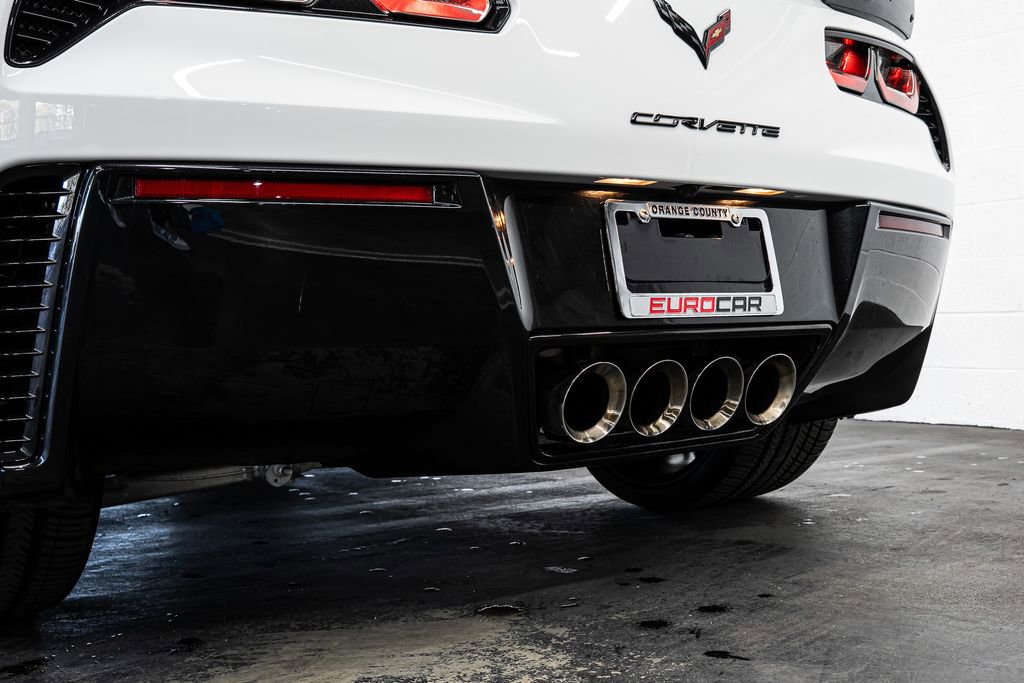 Used 2015 Chevrolet Corvette Z06 w/ 3LZ Preferred Equipment Group image 23