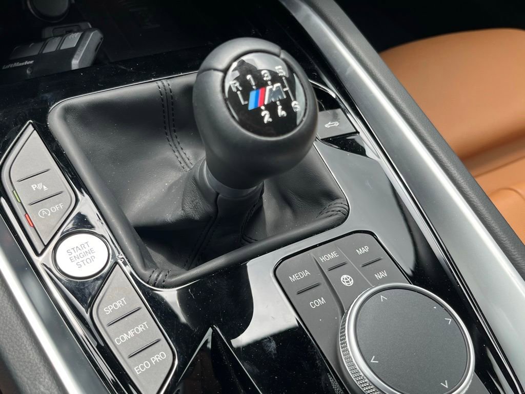 Used 2025 BMW Z4 M40i w/ Edition RWD image 14