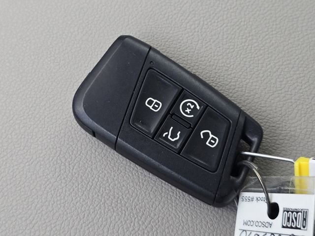 Used 2020 Volkswagen Atlas SEL AWD/4WD image 34