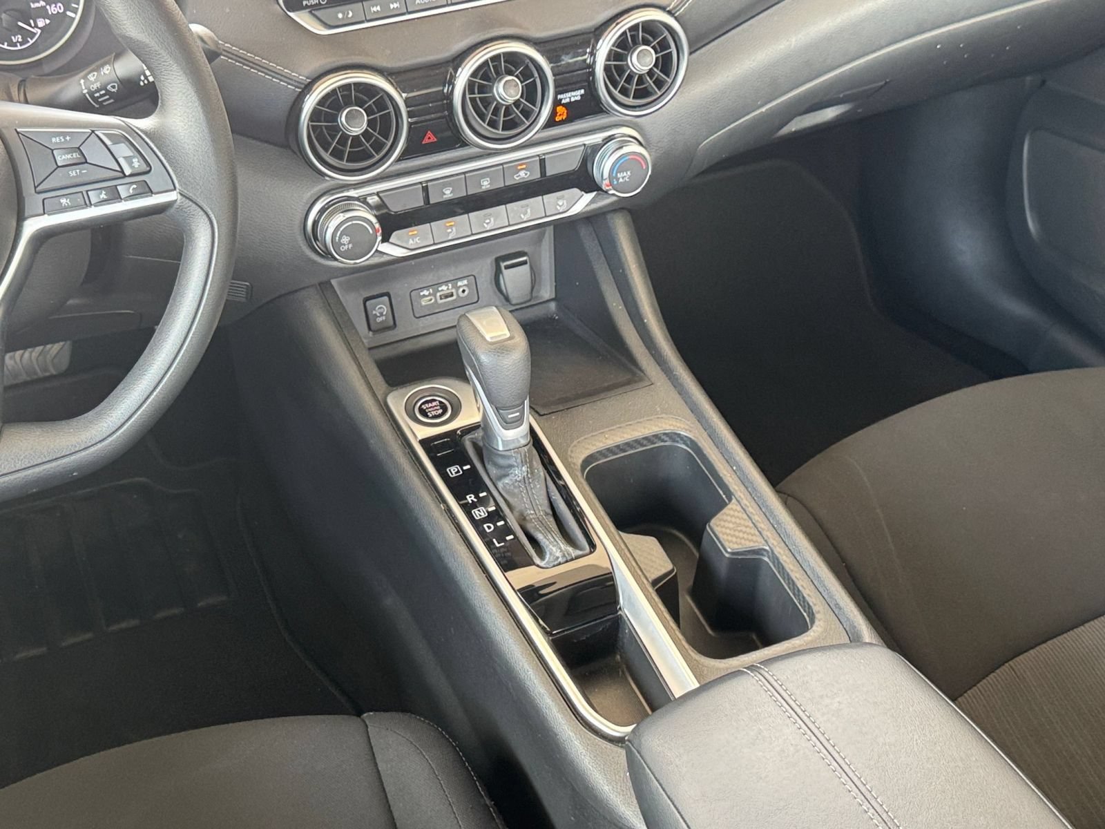Used 2025 Nissan Sentra SV FWD image 35