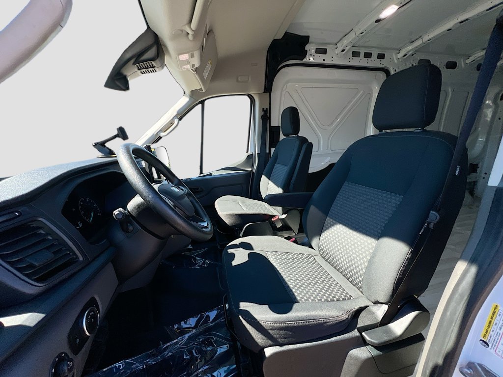 Used 2023 Ford E-Transit Medium Roof RWD image 20