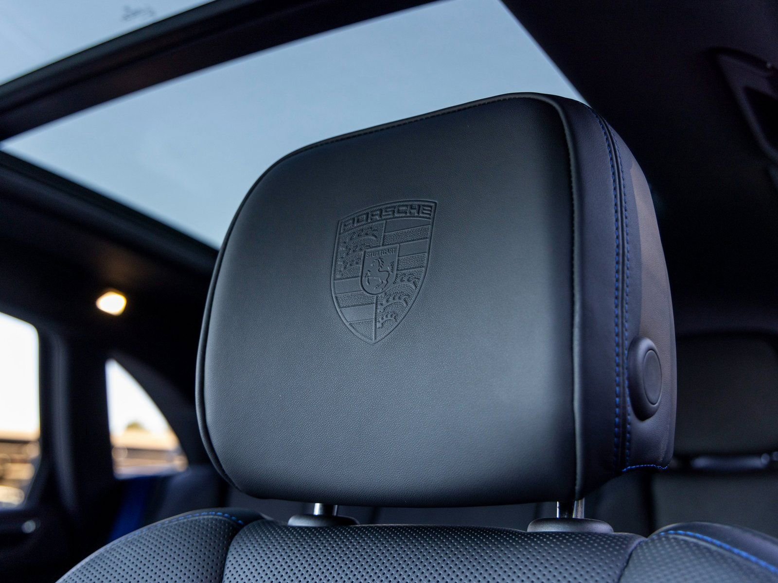 New 2025 Porsche Macan image 28