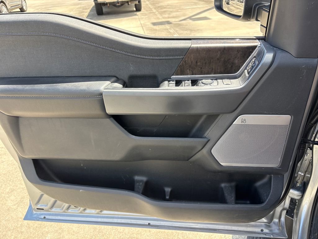 Used 2024 Ford F450 Lariat w/ Lariat Ultimate Package image 17