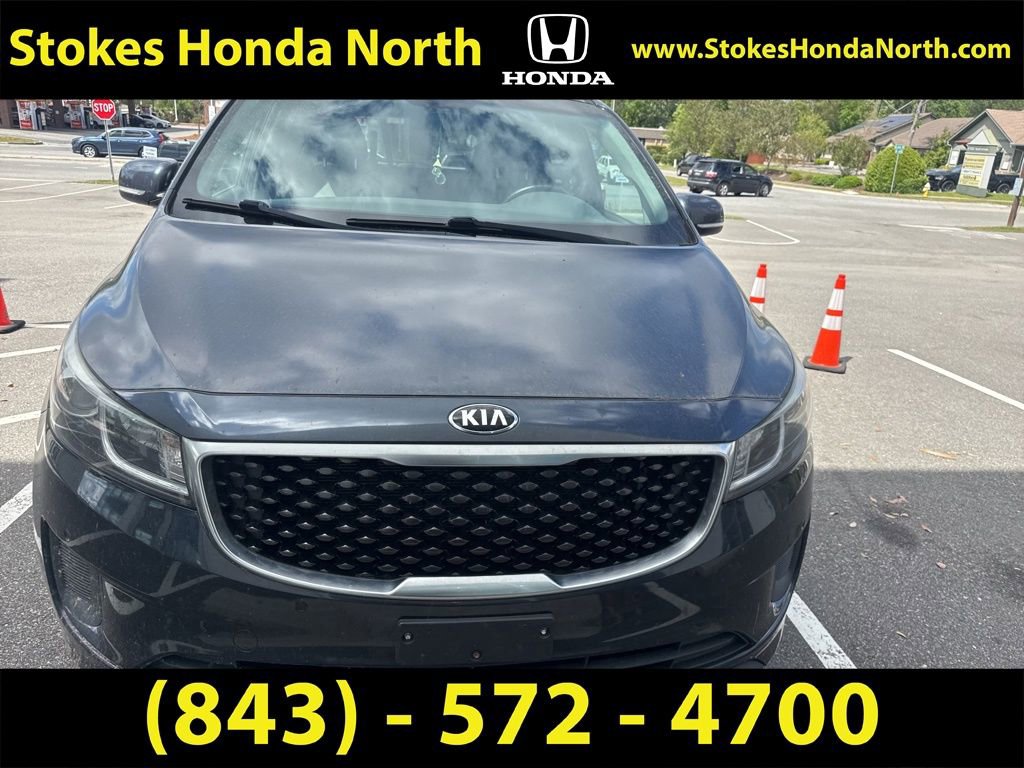 Used 2017 Kia Sedona LX w/ LX Essentials Premium Package image 7