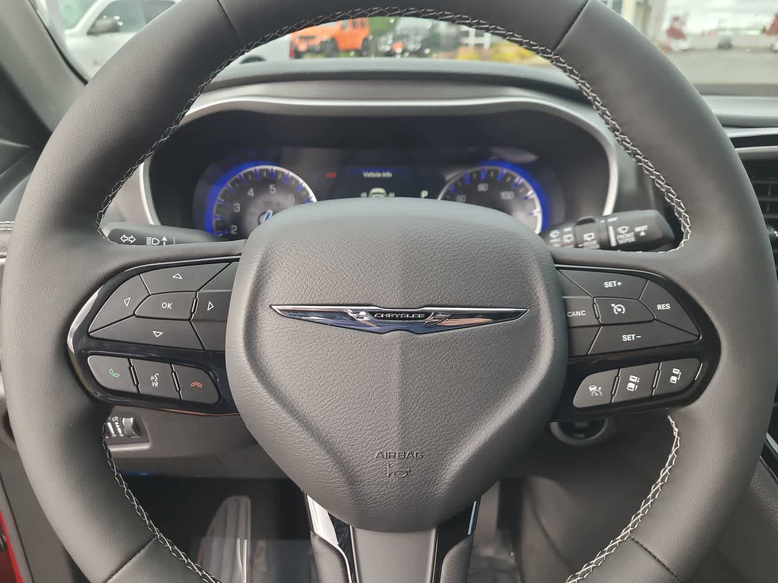 New 2026 Chrysler Pacifica Select FWD image 23