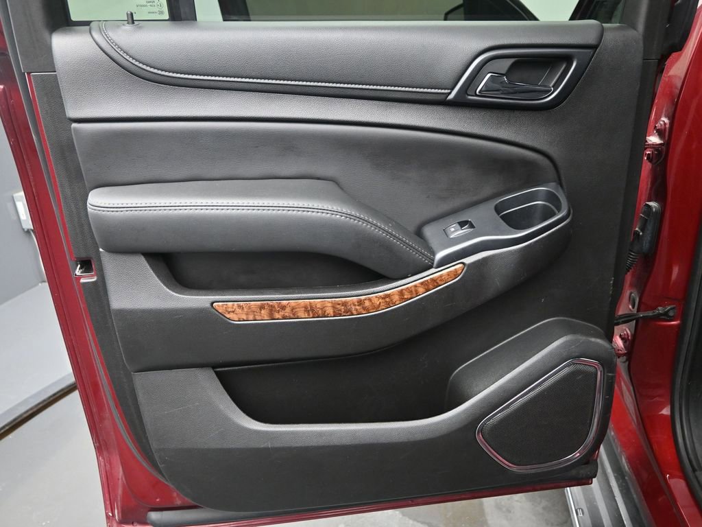 Used 2017 Chevrolet Suburban Premier image 14