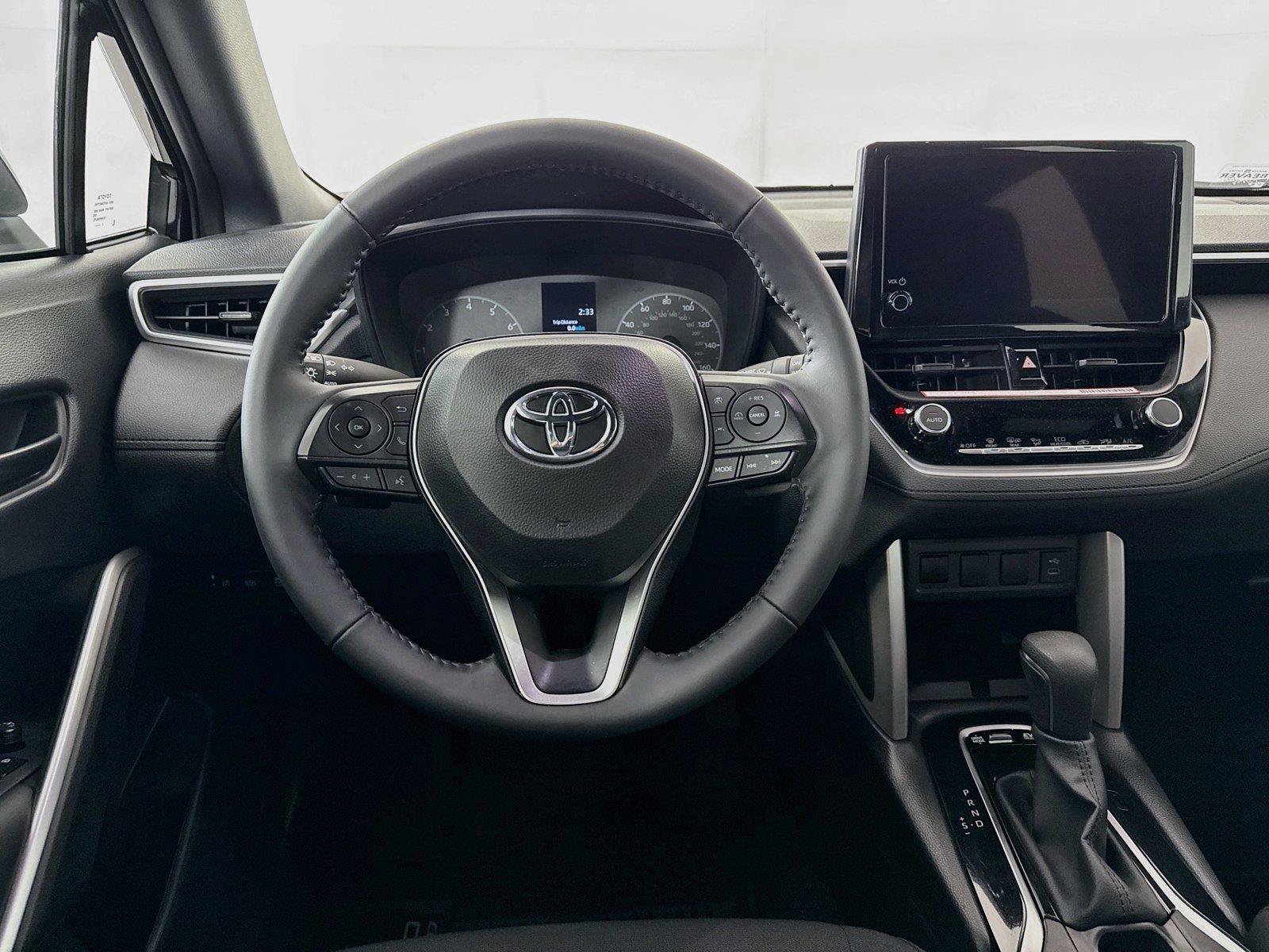 Certified 2024 Toyota Corolla Cross AWD Hybrid image 29