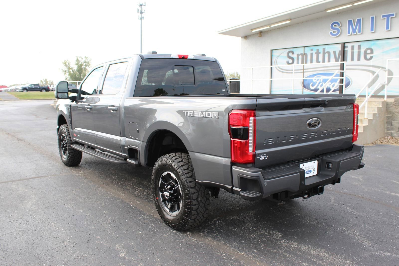 New 2026 Ford F250 Lariat w/ Tremor Off-Road Package image 4