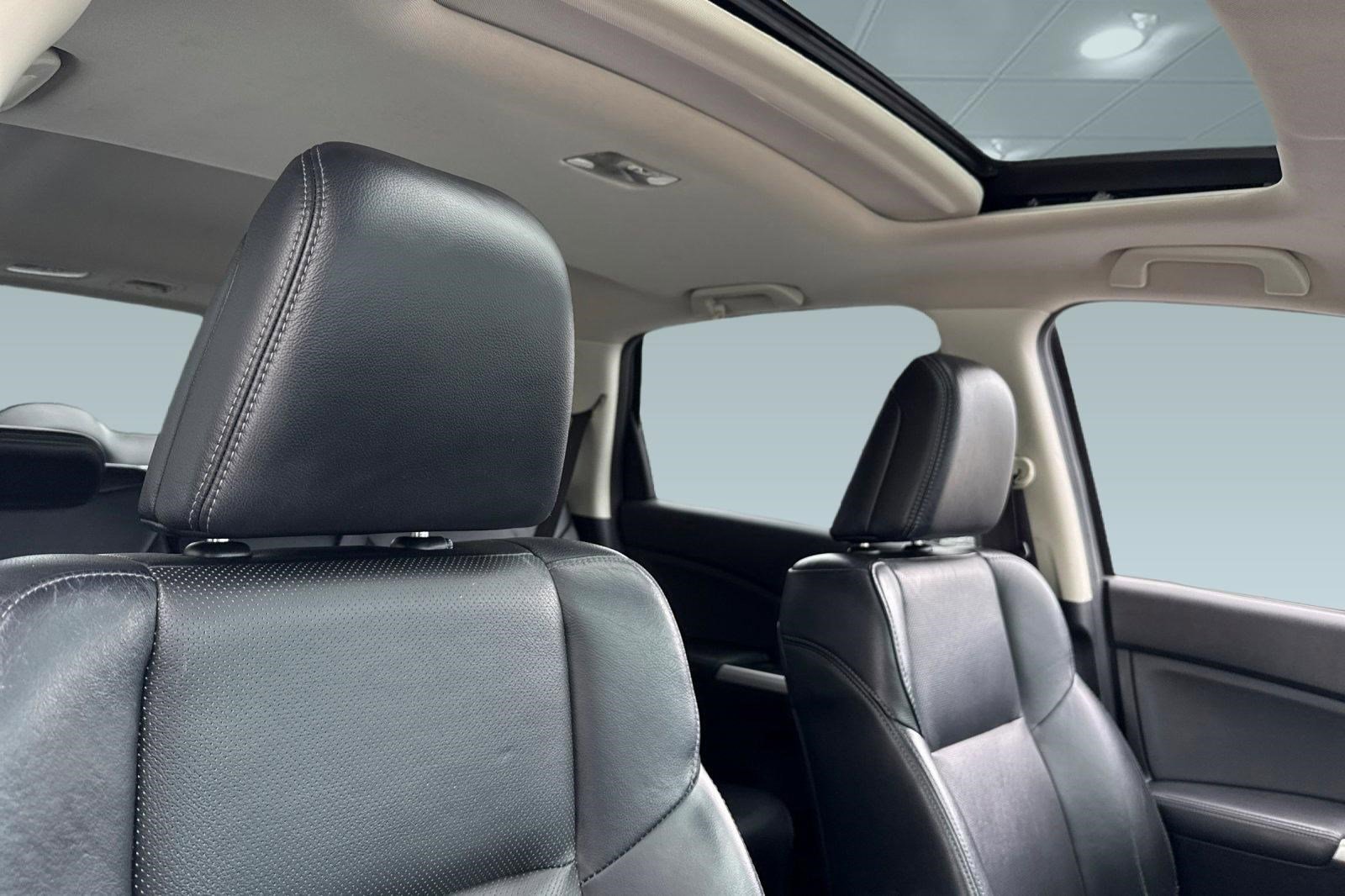 Used 2015 Honda CR-V Touring image 14