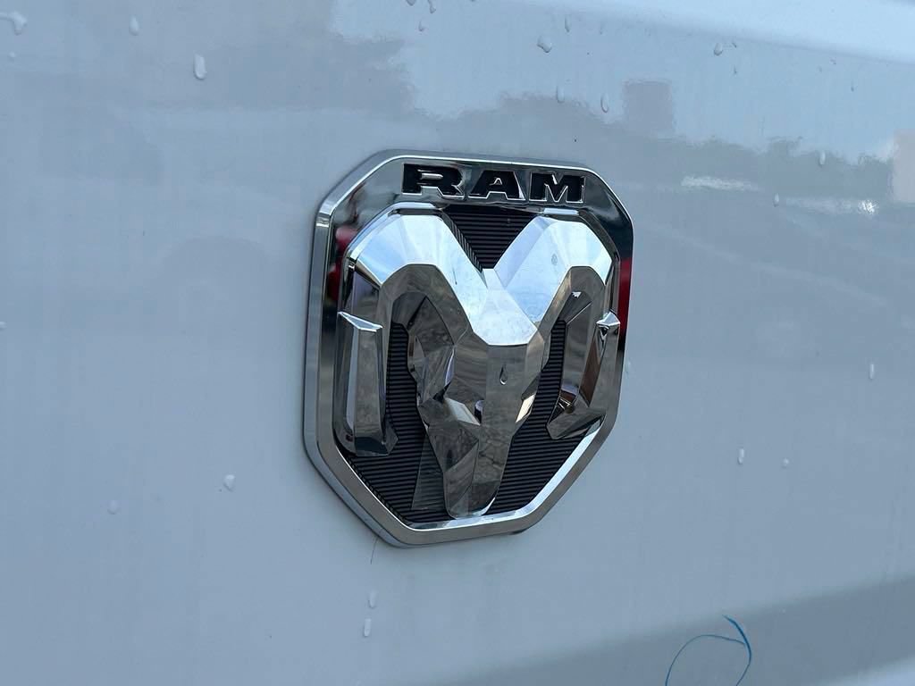 New 2024 RAM ProMaster 2500 w/ Upfitter's Prep Package FWD image 13