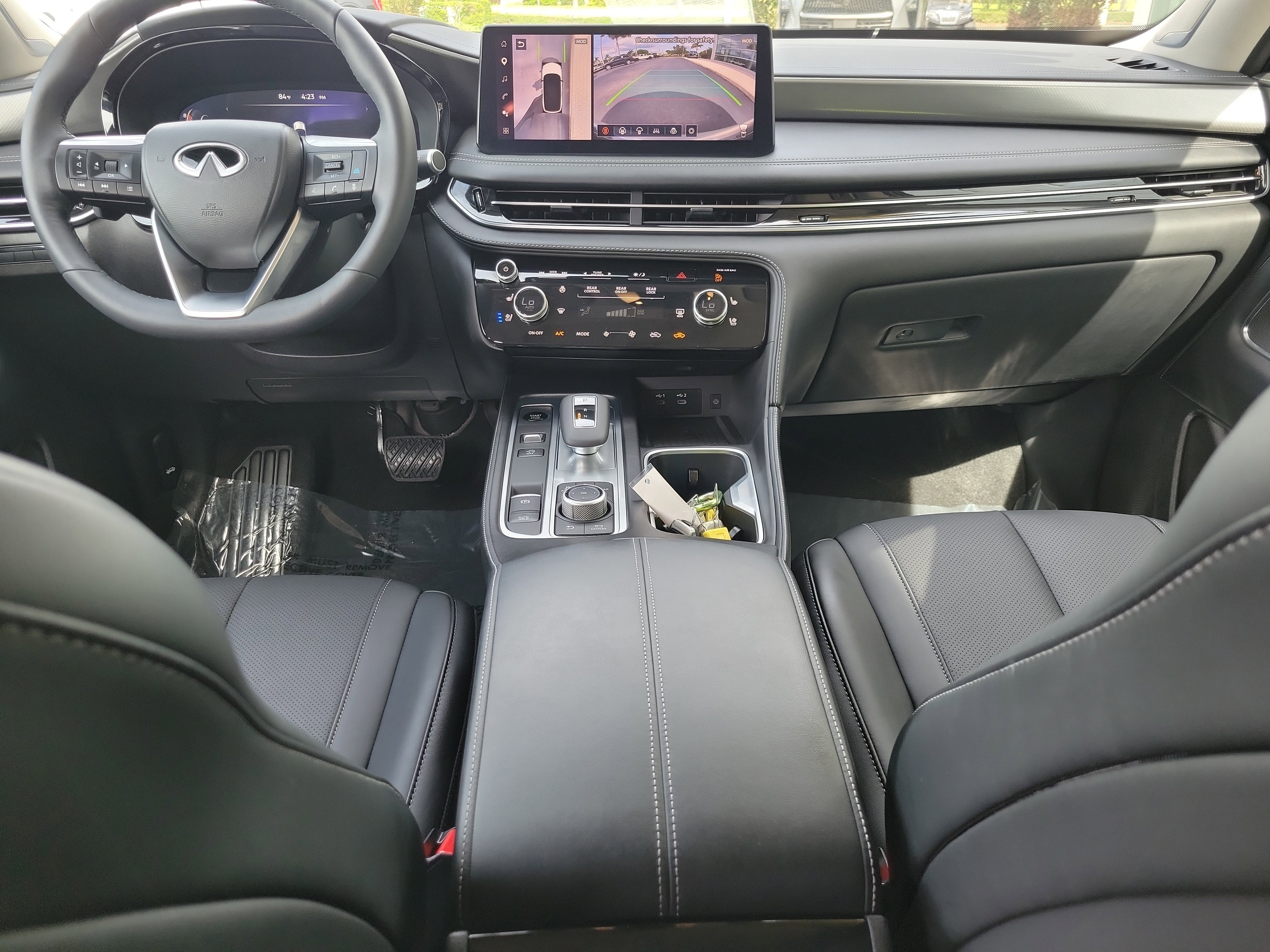 Certified 2026 INFINITI QX60 Luxe w/ Cargo Package FWD image 14