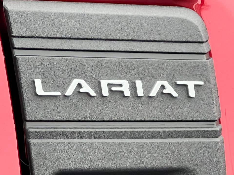 Used 2026 Ford Maverick Lariat w/ 4K Tow Package AWD/4WD image 2