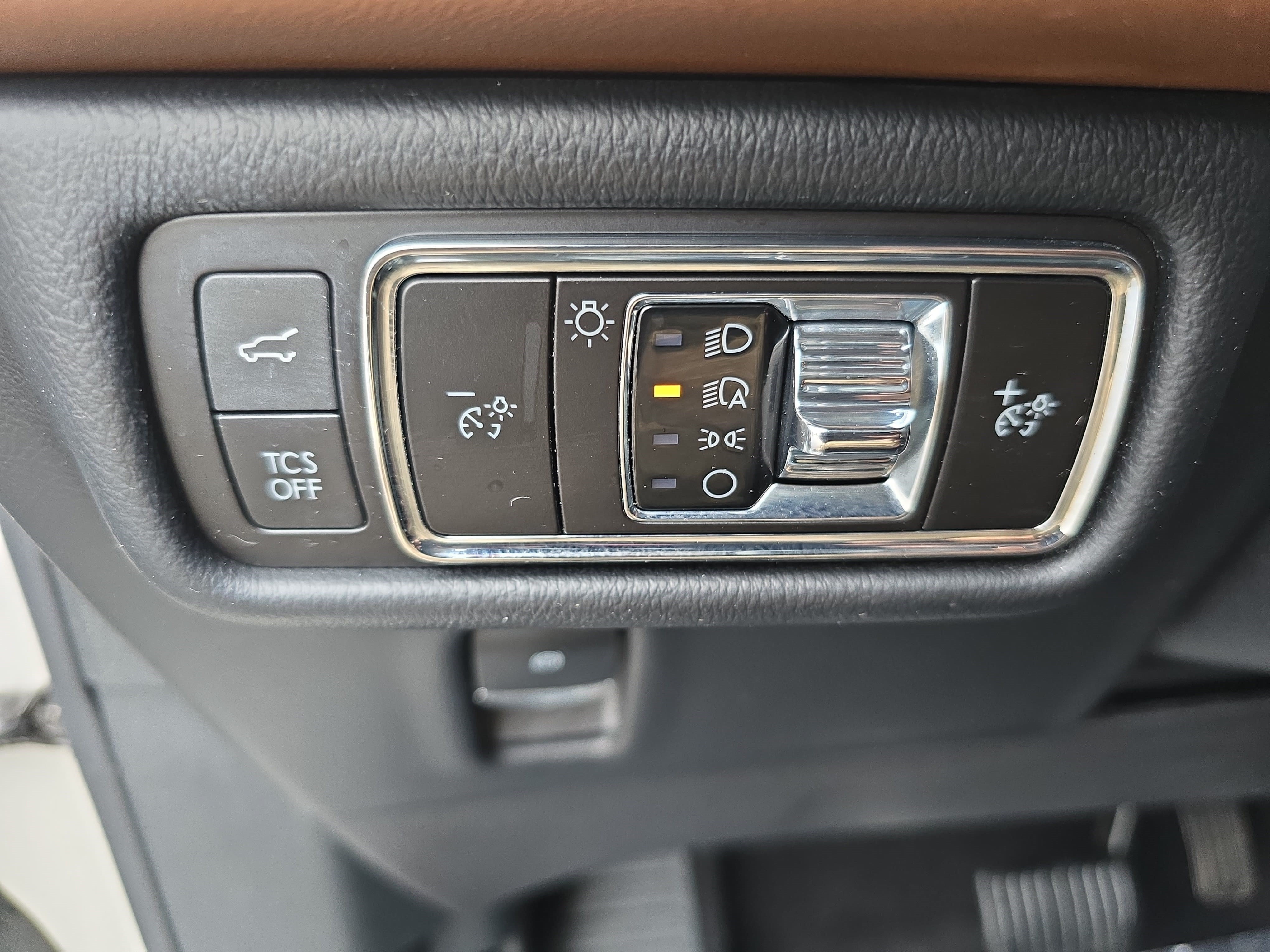 Certified 2023 Lincoln Nautilus Reserve AWD/4WD image 25