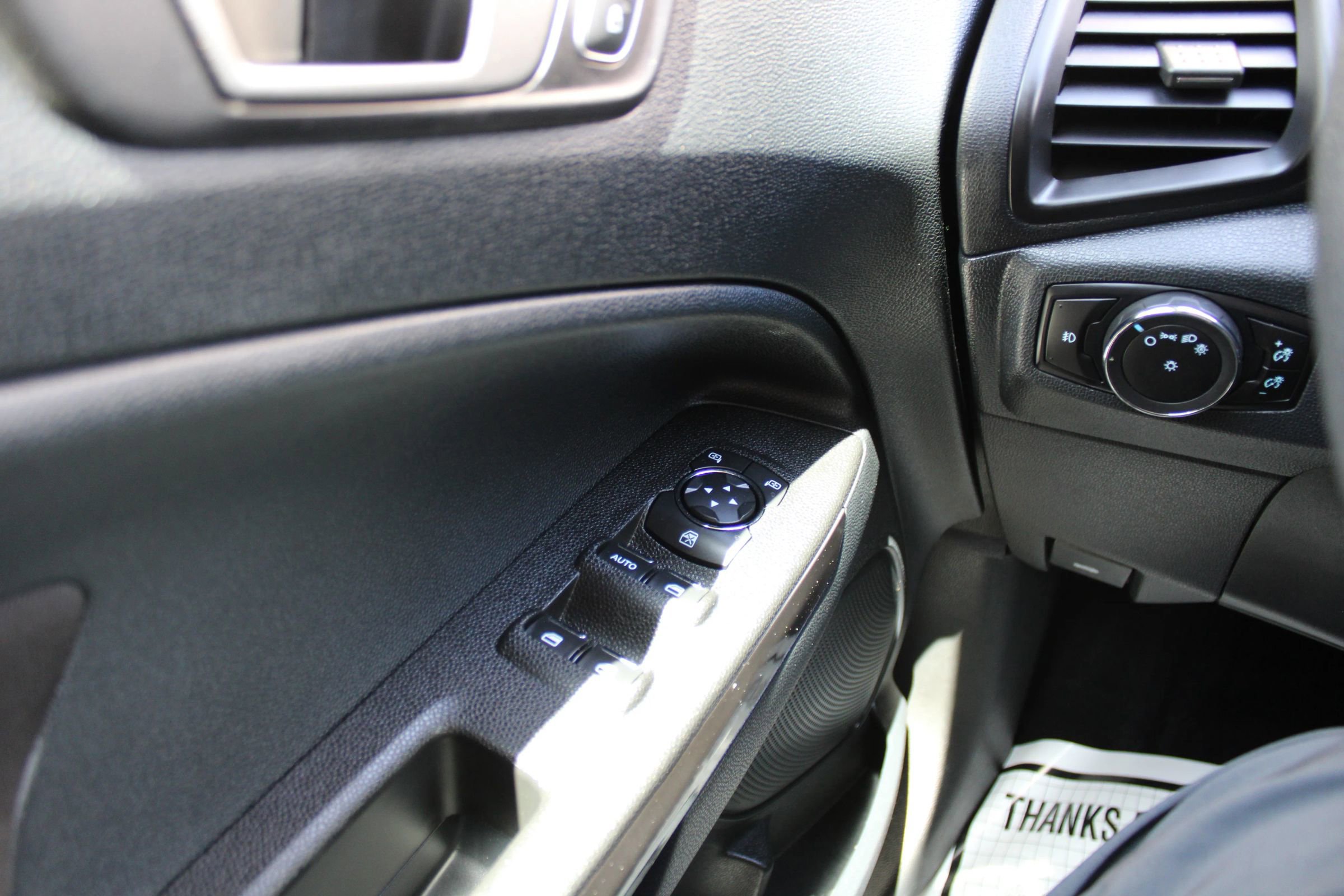 Used 2021 Ford EcoSport SE w/ Interior Protection Package image 28