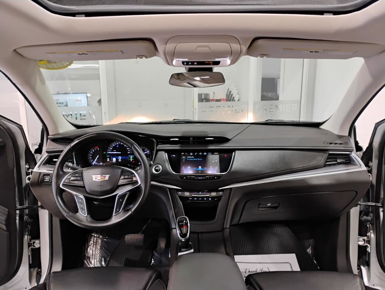 Used 2018 Cadillac XT5 Luxury w/ Driver Awareness Package image 17