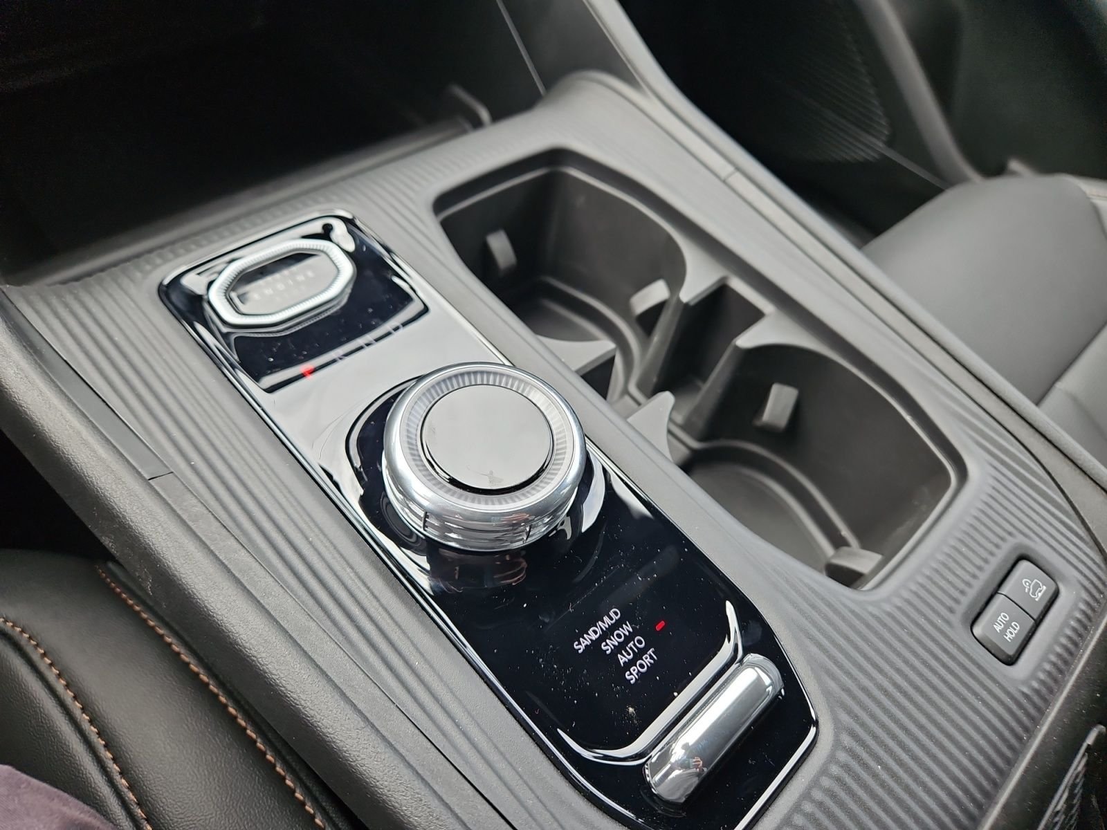 New 2026 Jeep Cherokee Limited AWD/4WD image 27