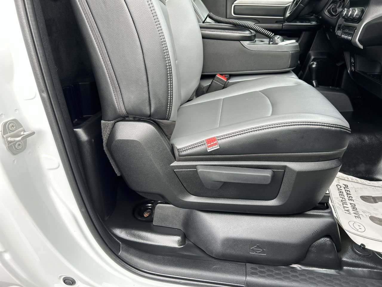 Used 2024 RAM 5500 Tradesman AWD/4WD image 16