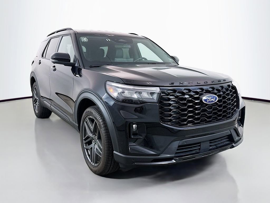 Used 2025 Ford Explorer ST-Line w/ ST-Line Street Pack