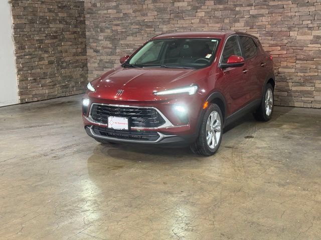 Used 2024 Buick Encore GX Preferred FWD image 3