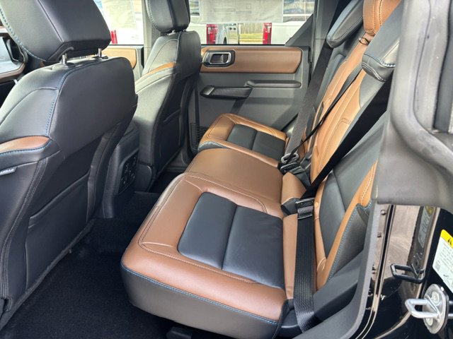 New 2024 Ford Bronco Outer Banks image 6