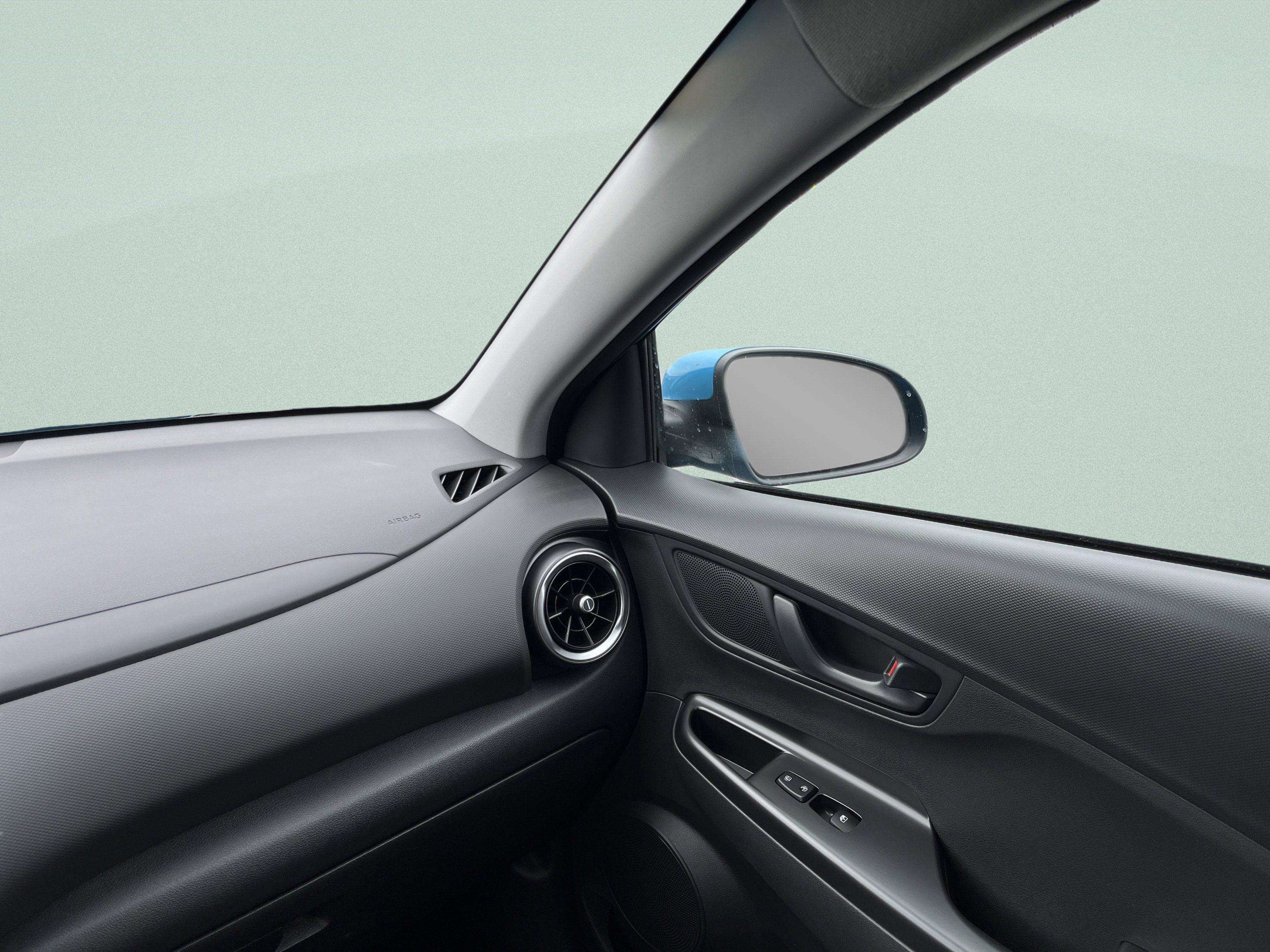 Used 2023 Hyundai Kona SEL w/ Cargo Package image 29