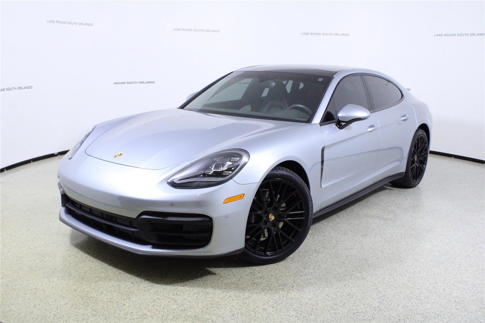 Used 2022 Porsche Panamera 4 AWD/4WD video 1
