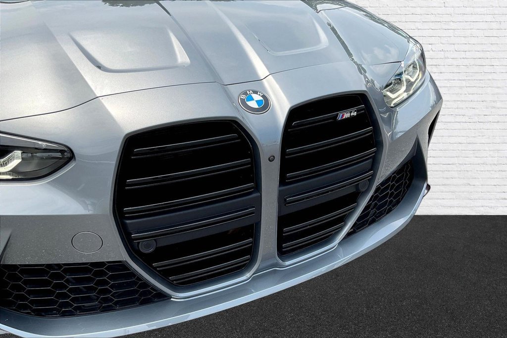 Used 2023 BMW M4 Coupe w/ Executive Package RWD image 32