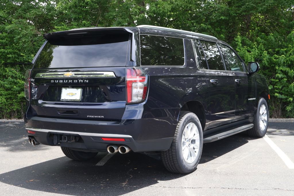 Certified 2024 Chevrolet Suburban Premier AWD/4WD image 11