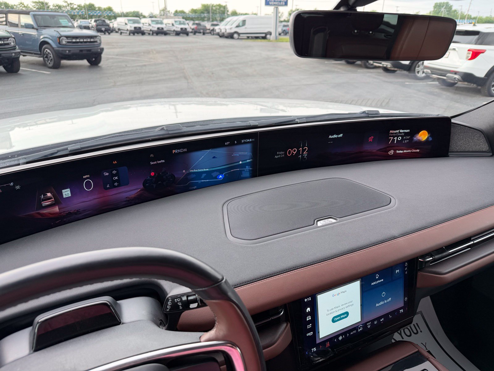Used 2025 Lincoln Navigator Reserve AWD/4WD image 19