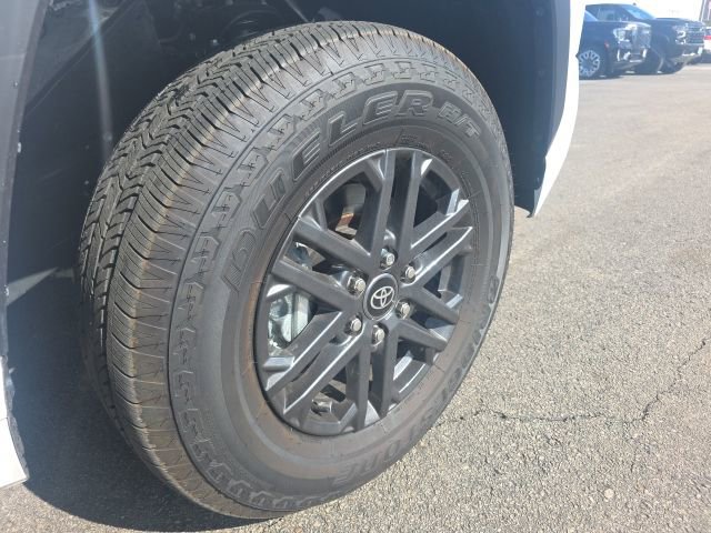 Used 2025 Toyota Tundra SR5 w/ SR5 Convenience Package image 10