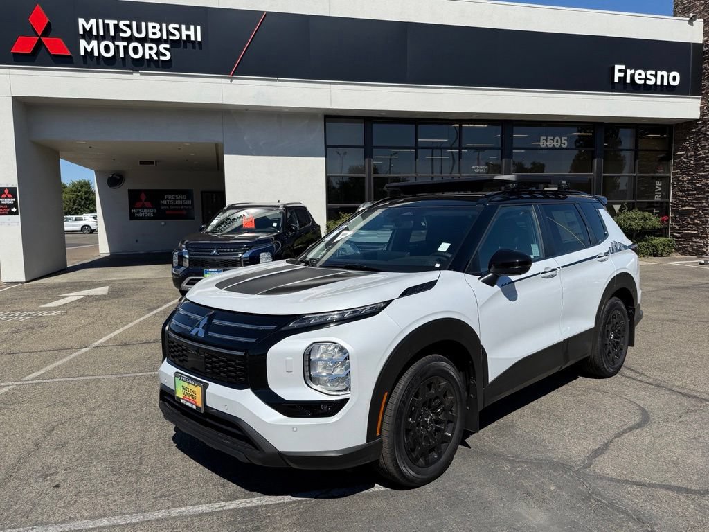 New 2026 Mitsubishi Outlander AWD image 1